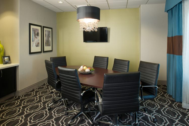 Holiday Inn Express and Suites Kansas City Airport , MO 64153 near Kansas City International Airport View Point 9