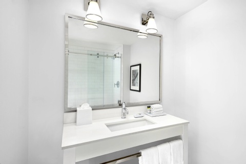 Grand Park Hotel Vancouver Airport, Ascend Hotel Collection , BC V6X 4A6 near Vancouver International Airport View Point 15