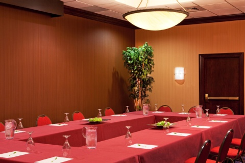 Courtyard by Marriott Alexandria Pentagon South , VA 22304 near Ronald Reagan Washington National Airport View Point 9
