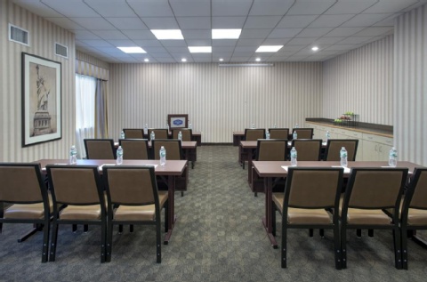 Hampton Inn NY-JFK , NY 11436 near John F Kennedy Intl Airport View Point 4
