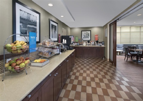 Hampton Inn NY-JFK , NY 11436 near John F Kennedy Intl Airport View Point 7