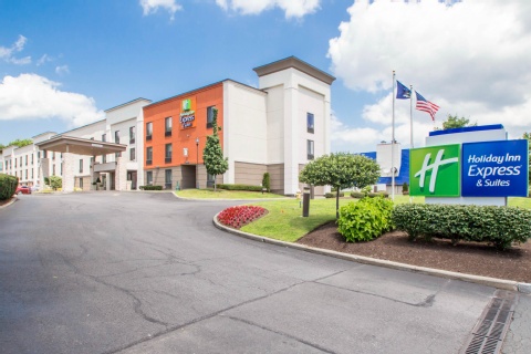 Holiday Inn Express & Suites Albany Airport Wolf Road By Ihg