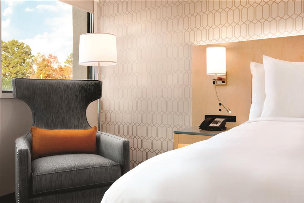 Radisson Hotel Charlotte Airport , NC 28217 near Charlotte/douglas International Airport View Point 17