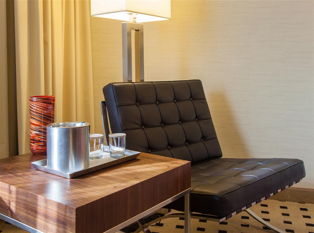 Radisson Hotel Downtown Salt Lake City , UT 84101 near Salt Lake City International Airport View Point 57