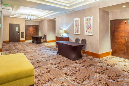 Skybridge Seattle Airport Hotel , WA 98188 near Seattle-tacoma International Airport View Point 18