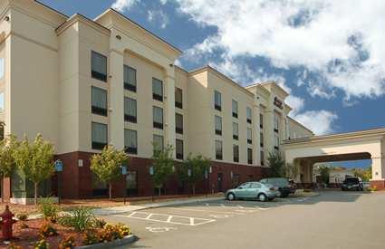 Hampton Inn & Suites Manchester-Bedford , NH 03110 near Manchester-boston Regional Airport View Point 2