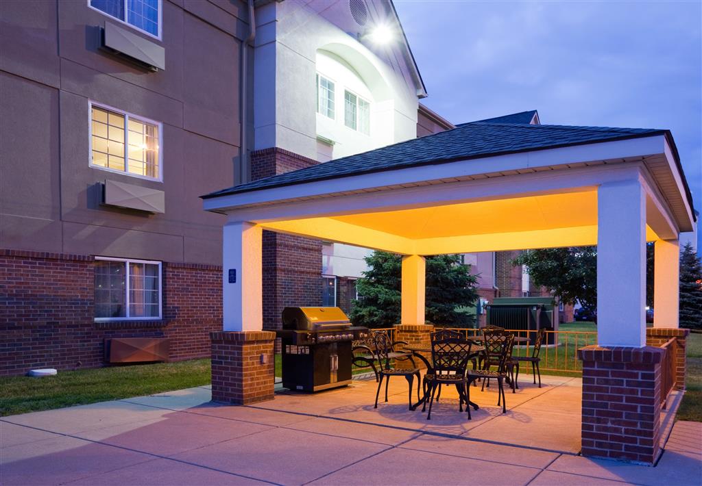Sonesta Simply Suites Minneapolis Richfield , MN 55423 near Minneapolis-saint Paul International Airport (wold-chamberlain Field) View Point 5