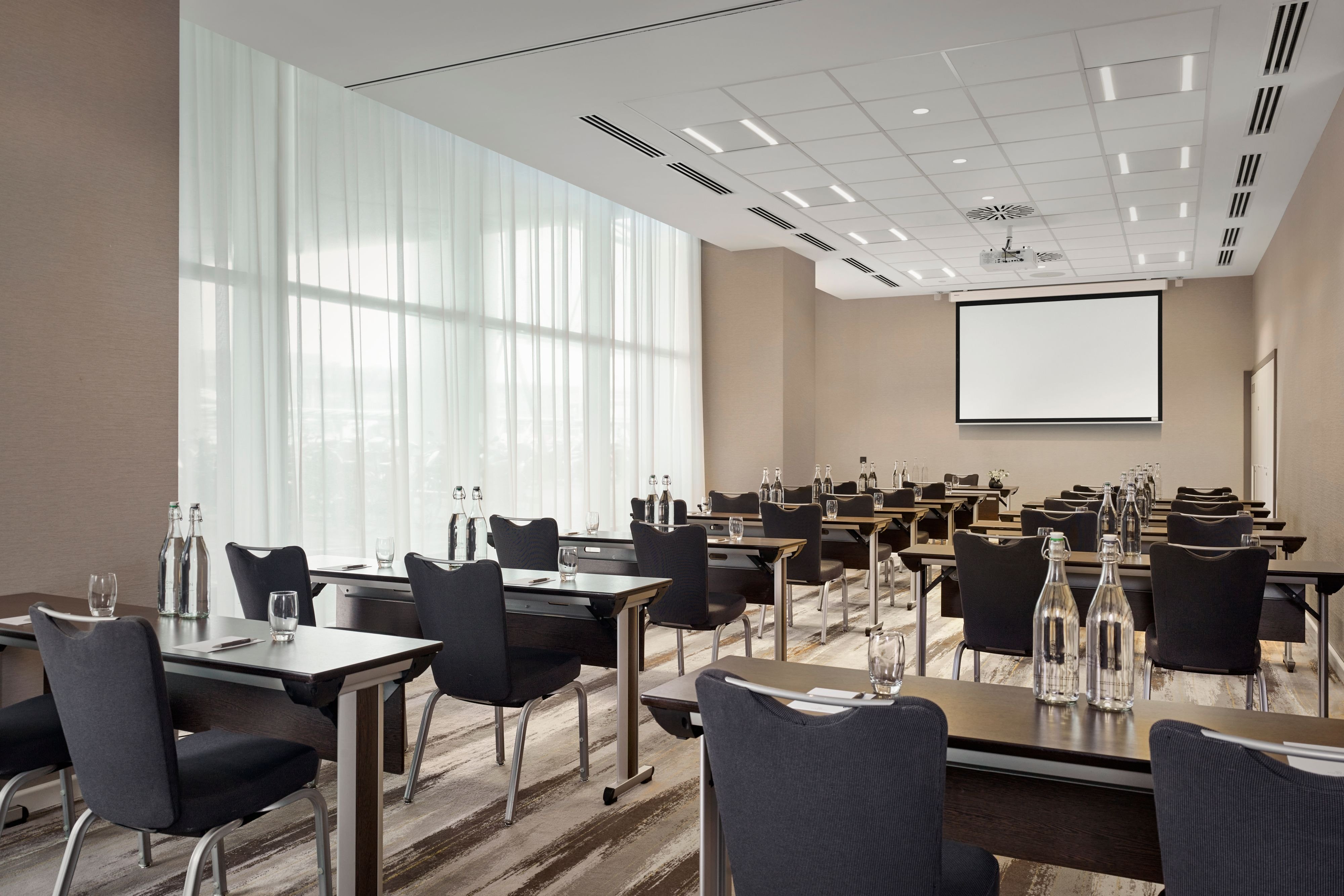 Sheraton Amsterdam Airport Hotel and Conference Center ,  1118BG near Amsterdam Airport Schiphol View Point 23