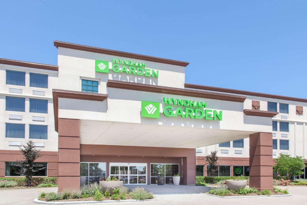 Wyndham Garden Elk Grove Village/O'hare