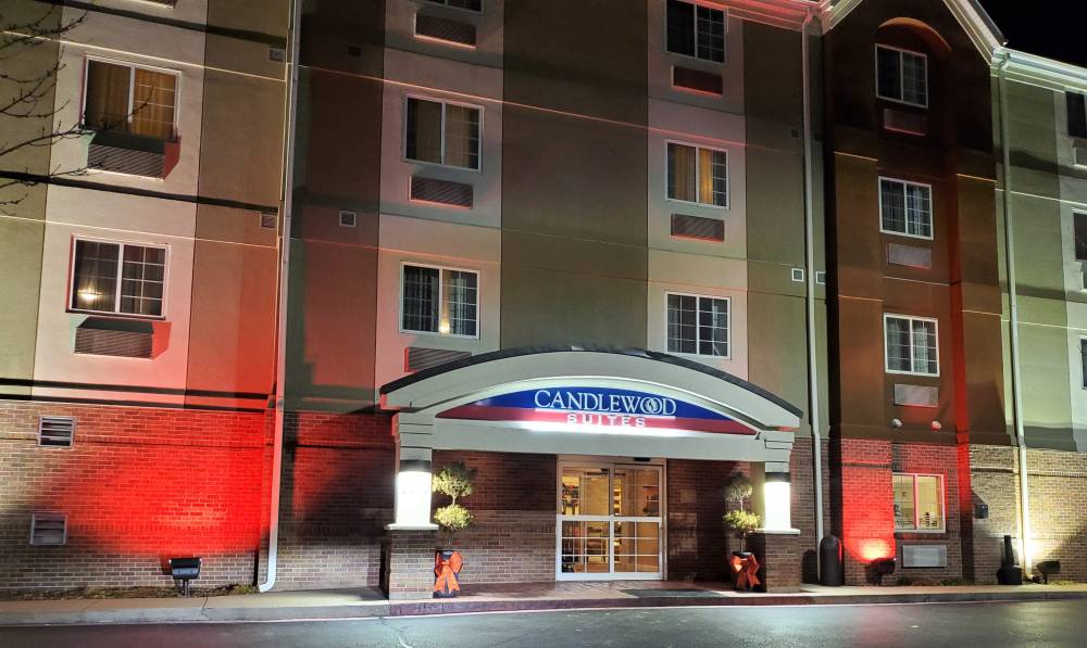 Candlewood Suites Univ Of Ar 5