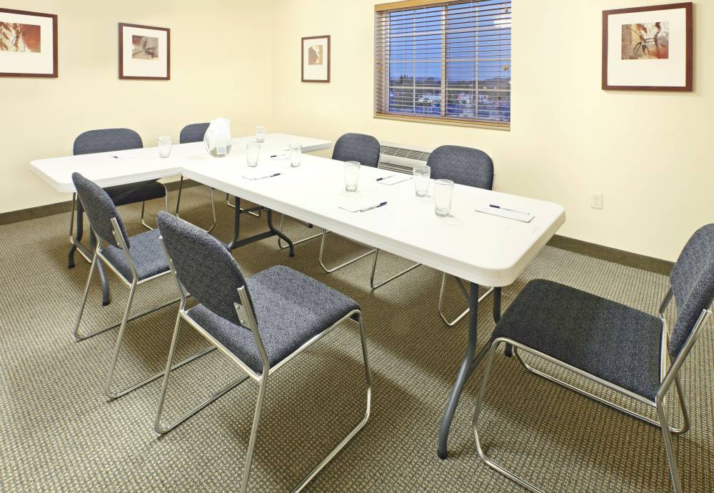Candlewood Suites Univ Of Ar 6