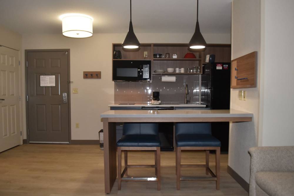 Candlewood Suites Univ Of Ar 7