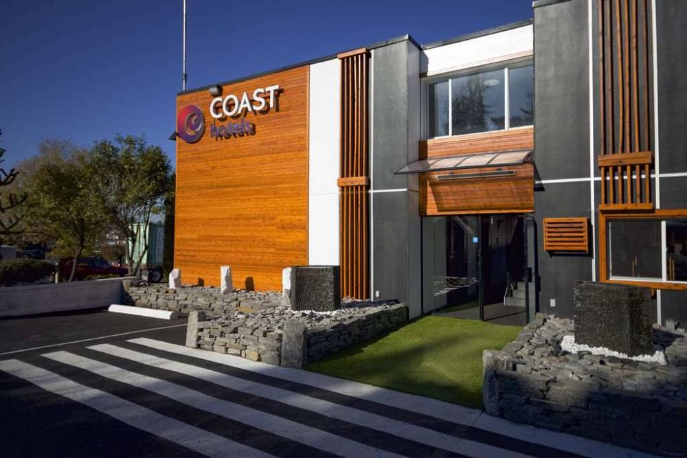 Coast Metro Vancouver Hotel 