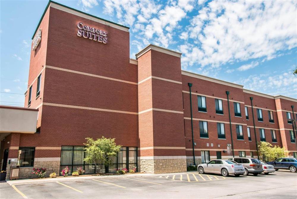 Comfort Suites