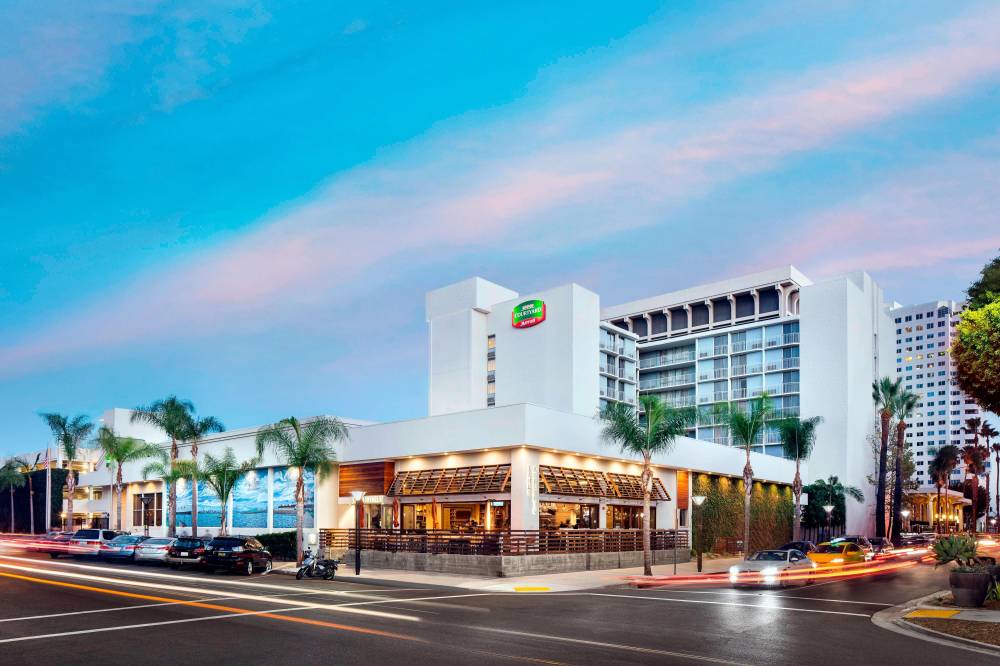 Courtyard By Marriott Long Beach Downtown