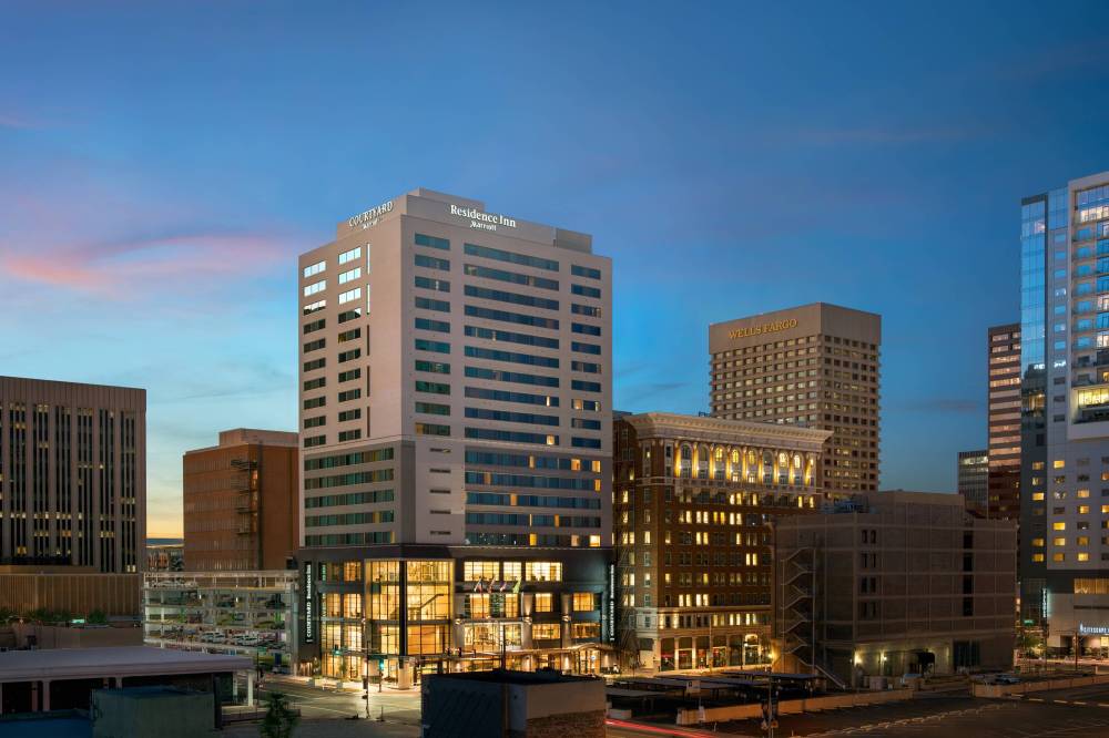 Courtyard By Marriott Phoenix Downtown