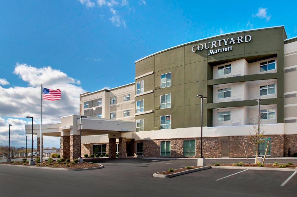 Courtyard By Marriott Schenectady At Mohawk Harbor