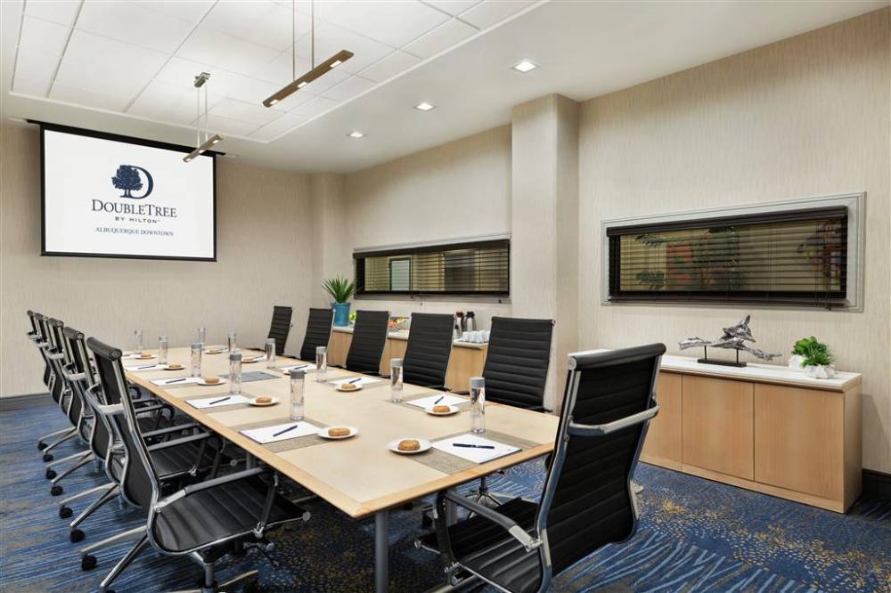 Doubletree By Hilton Albuquerque 2