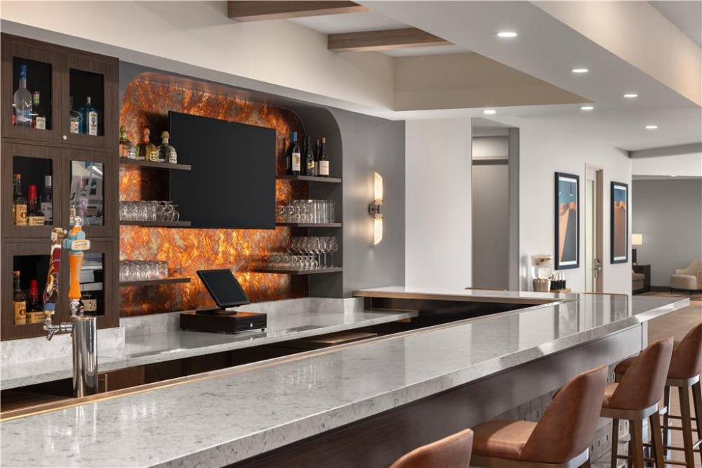 Doubletree By Hilton Phoenix Midtown 3