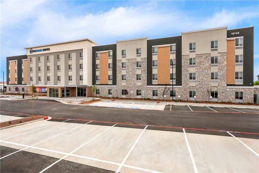Everhome Suites El Paso Airport Near Fort Bliss