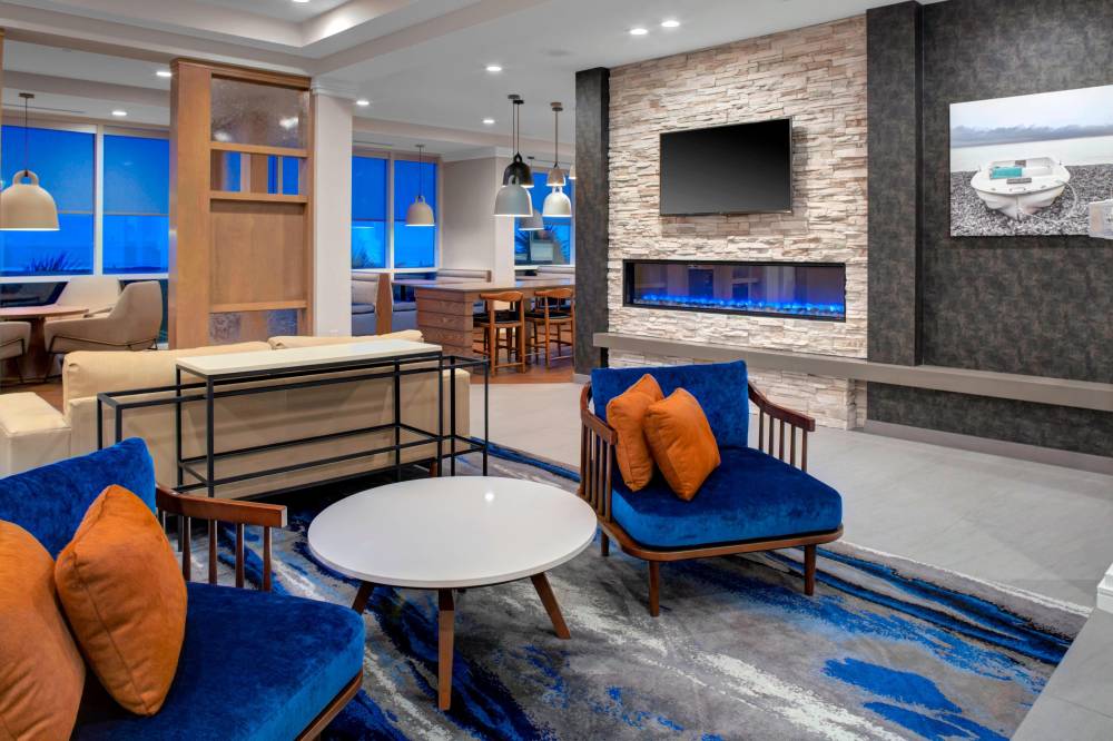 Fairfield Inn And Suites By Marriott Virginia Beach Oceanfront 5