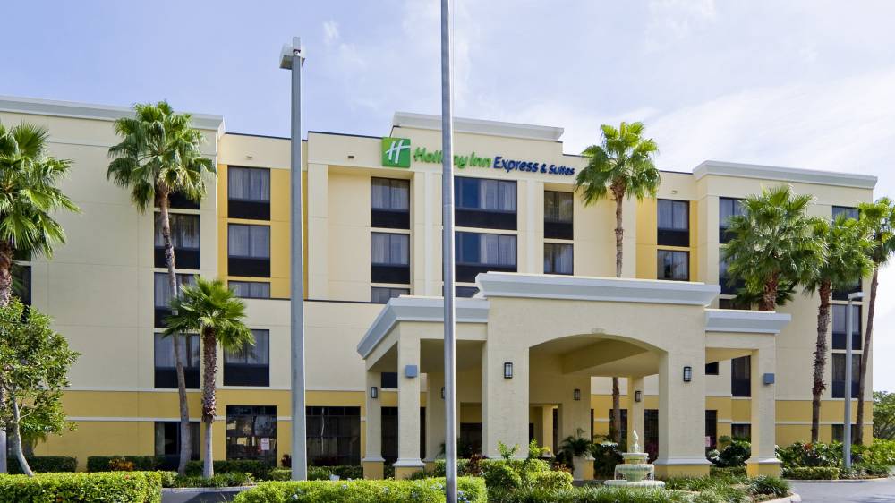 Holiday Inn Exp Stes Kendall E