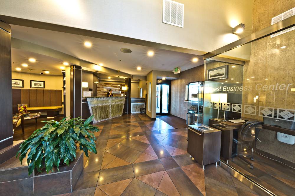 Hotel Strata 4