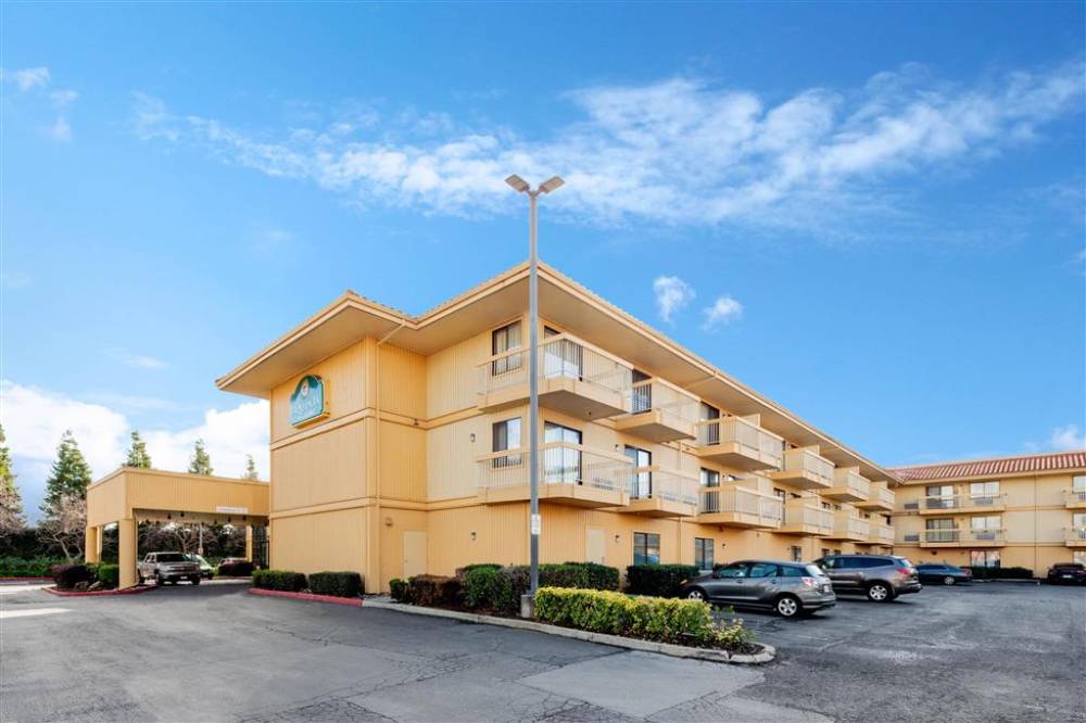 La Quinta Inn Ste Oakland Hayw