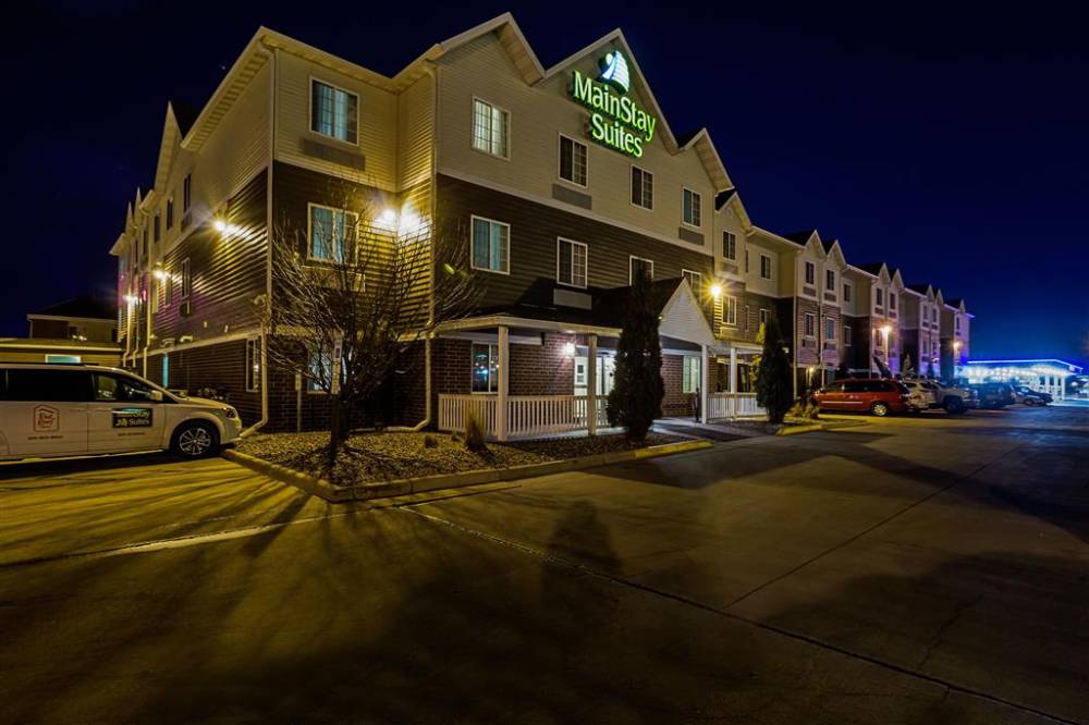 Mainstay Suites 2