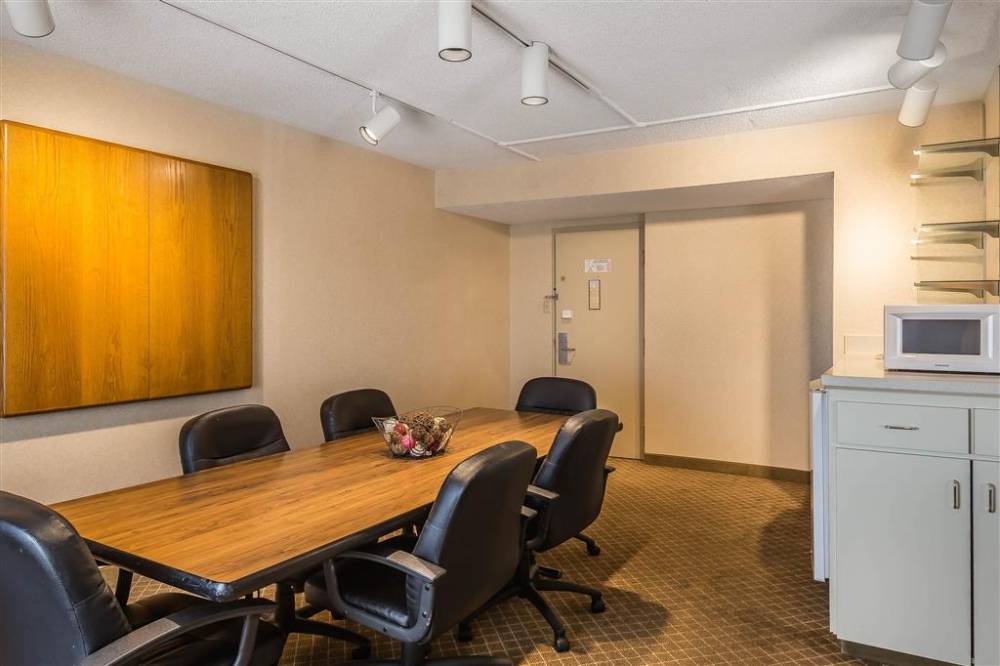 Quality Inn 2
