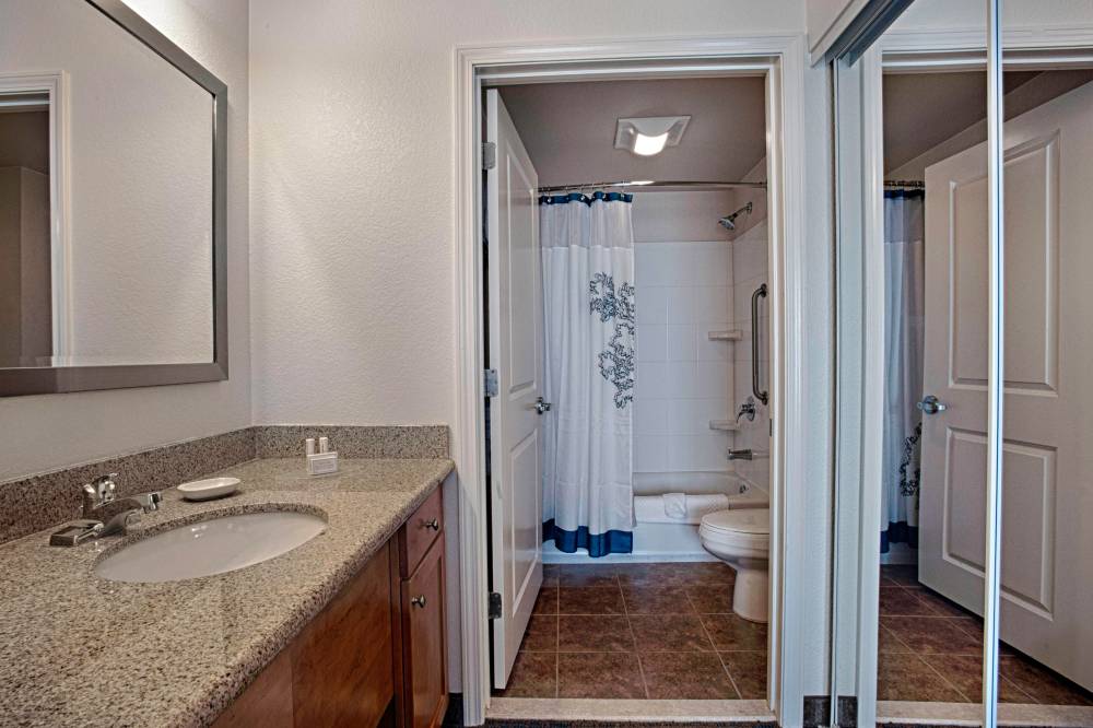 Studio Suite Bathroom