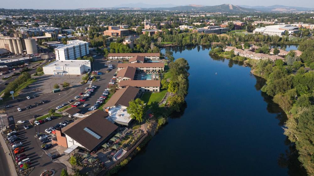Ruby River Hotel 4