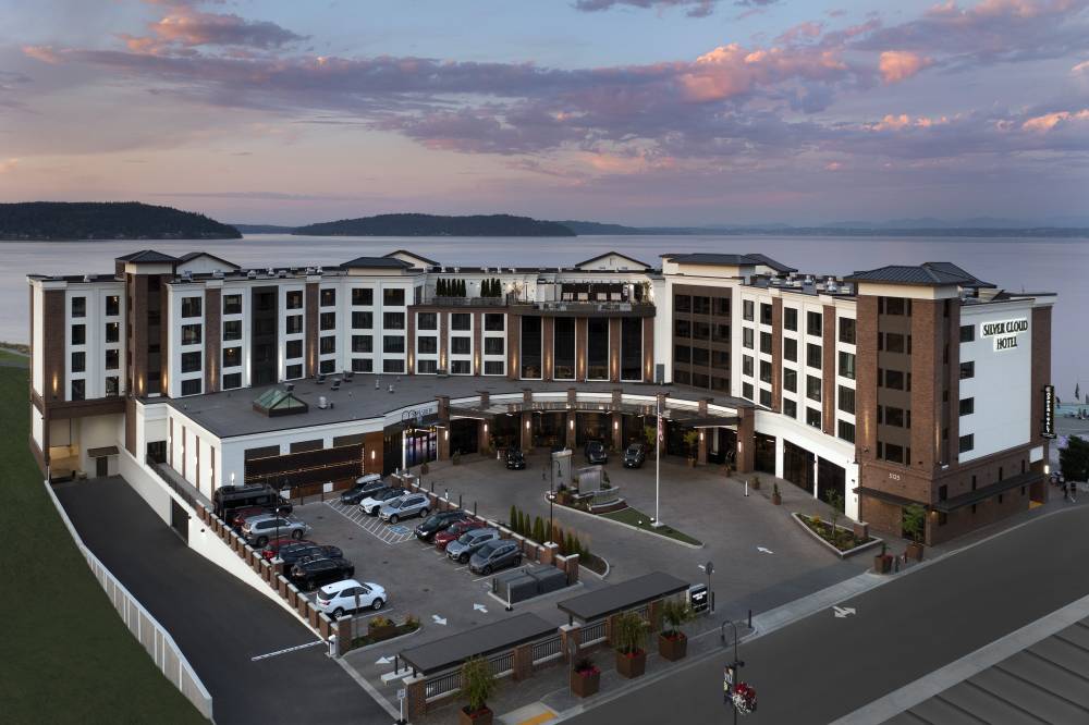 Silver Cloud Hotel Pointruston 2